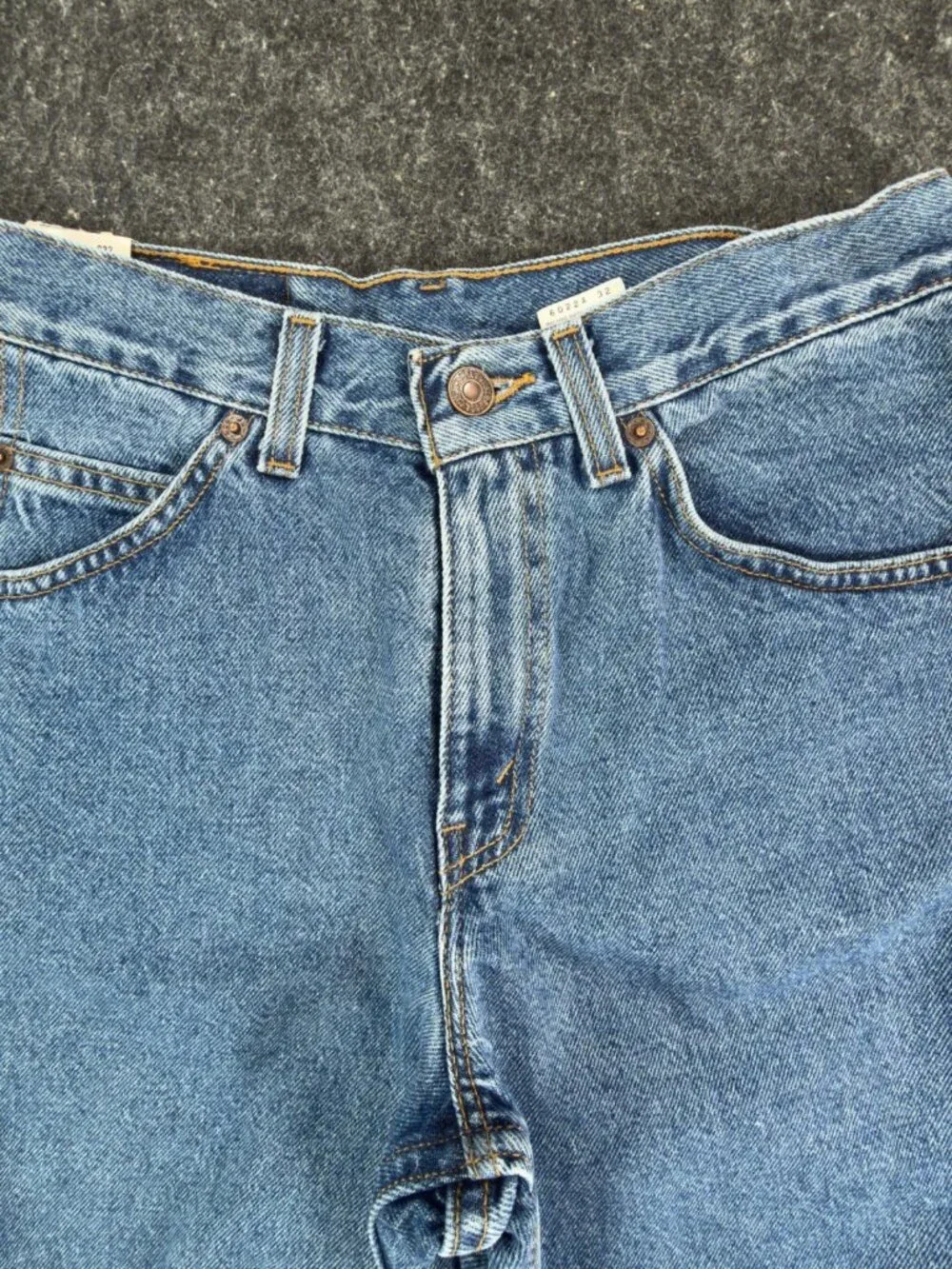 Levi's 562 Loose Fit Shorts Boys W27 Blue Denim Vintage Style NWT